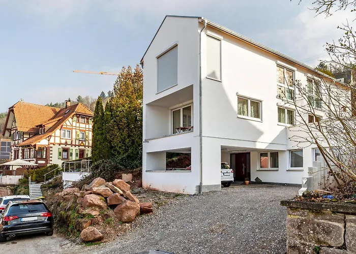 In Der Stadt Und Der Natur